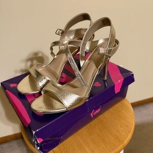 Gold snakeskin heels size 8.5